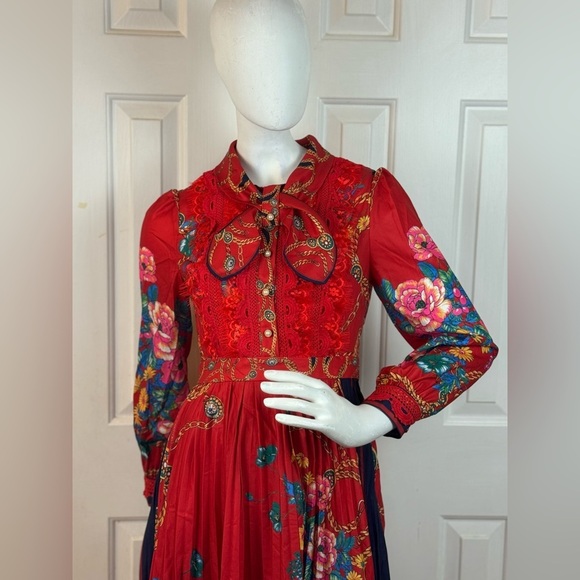 Unbranded Vibrant Floral Long Sleeve Dress Size Small.  C44 - Picture 5 of 16